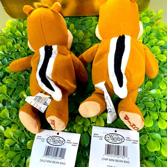 DISNEY EXCLUSIVE NWT VTG 1990s CHIP AND DALE CLASSIC RETIRED BEAN BAG PLUSH PAIR - Picture 8 of 14